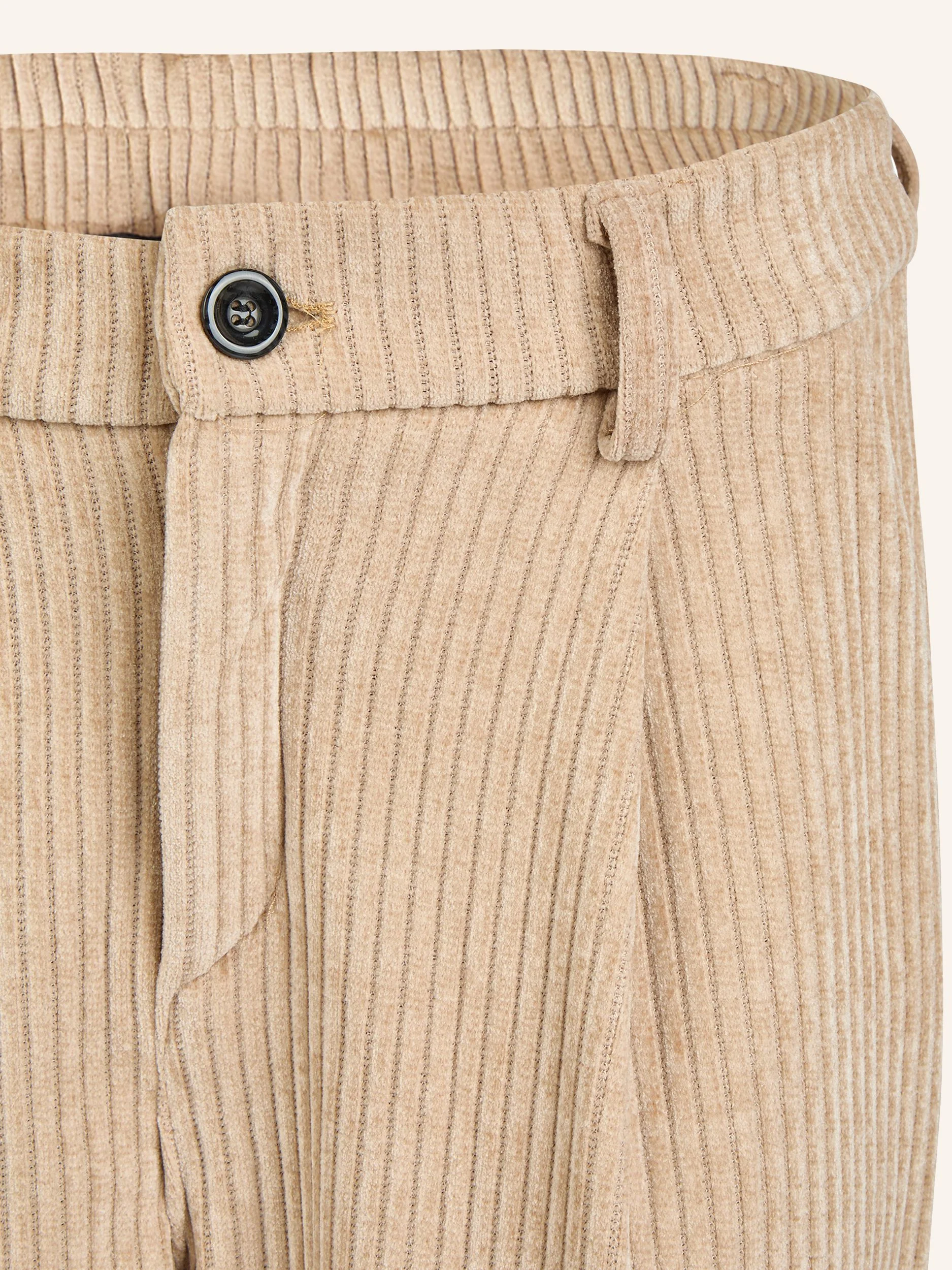 Cordhose in Knöchelhöhe - Image 18