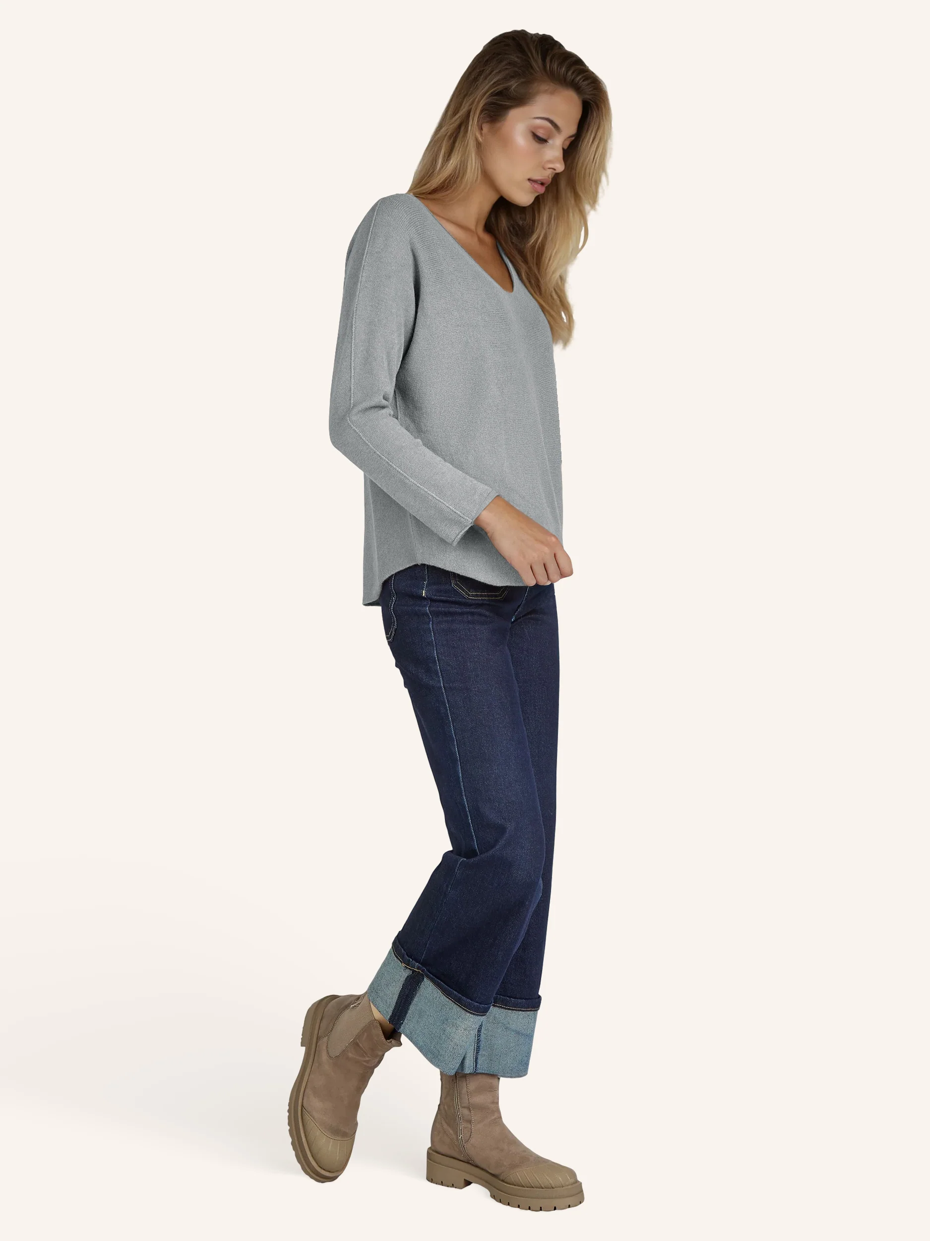 Elegantes Feinstrick-Shirt - Image 26