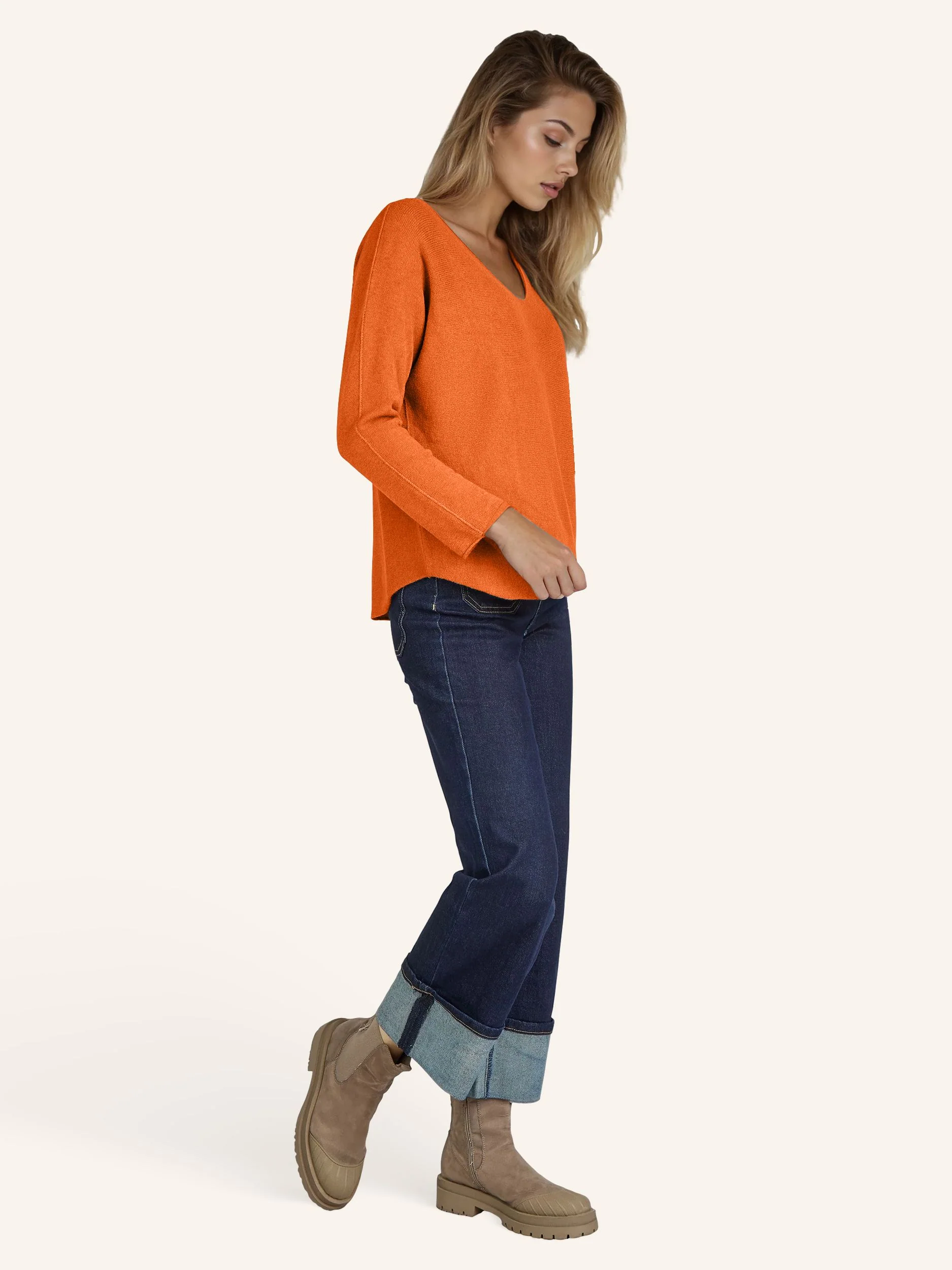 Elegantes Feinstrick-Shirt - Image 8