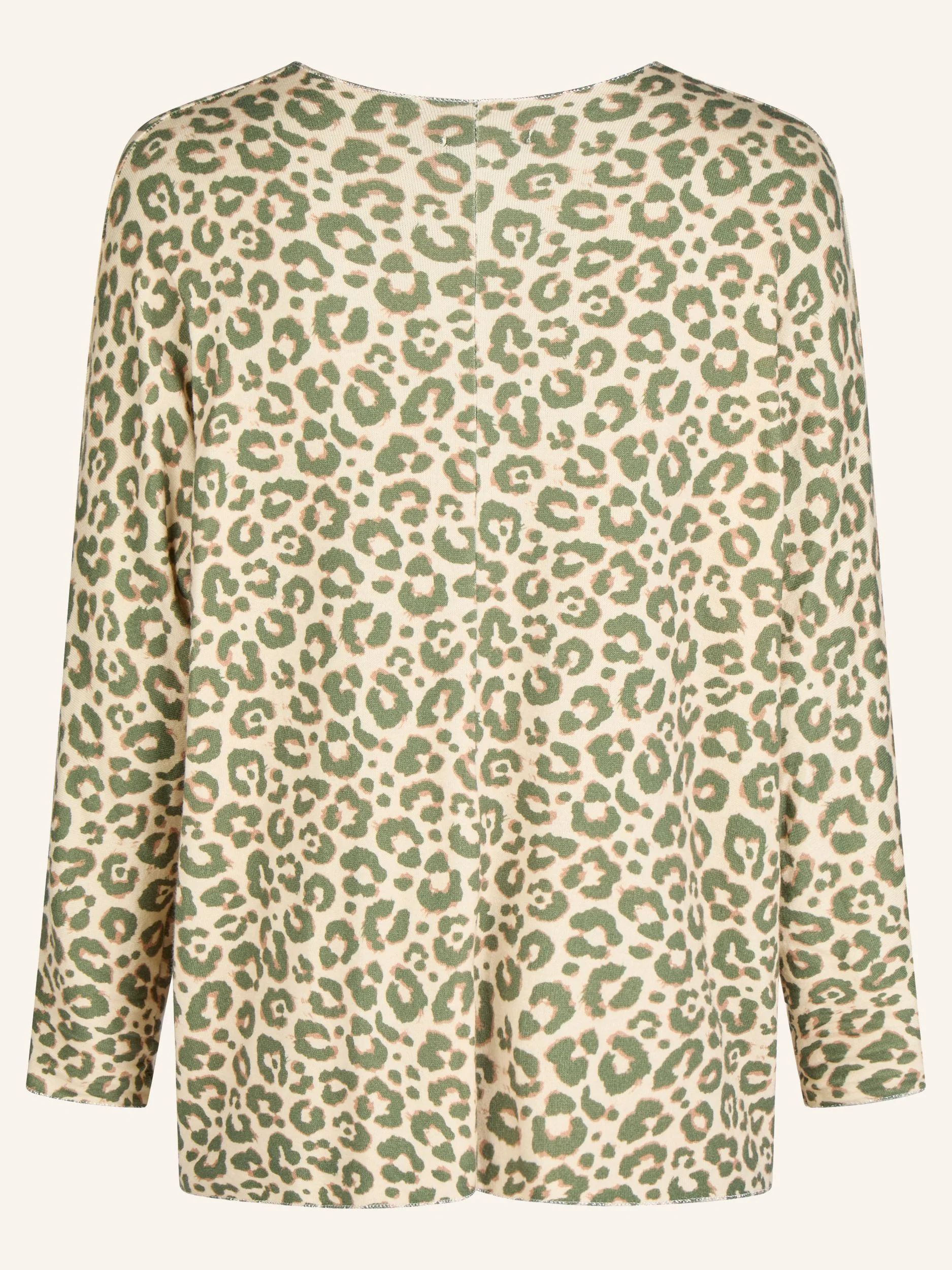 Oversize-Bluse mit modischen Schmuckdetails - Image 11