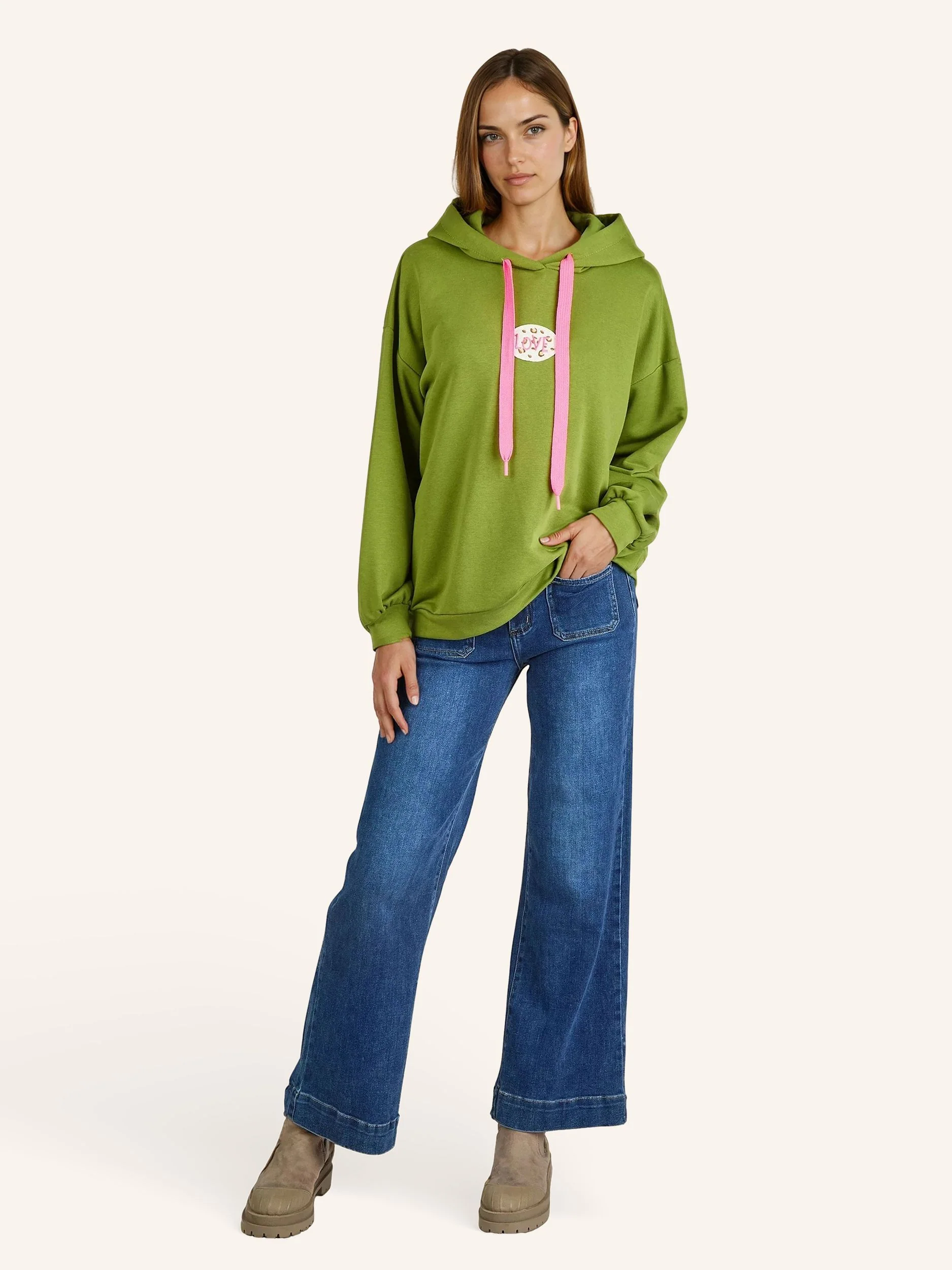 Oversized Hoodie „Love“ - Image 13