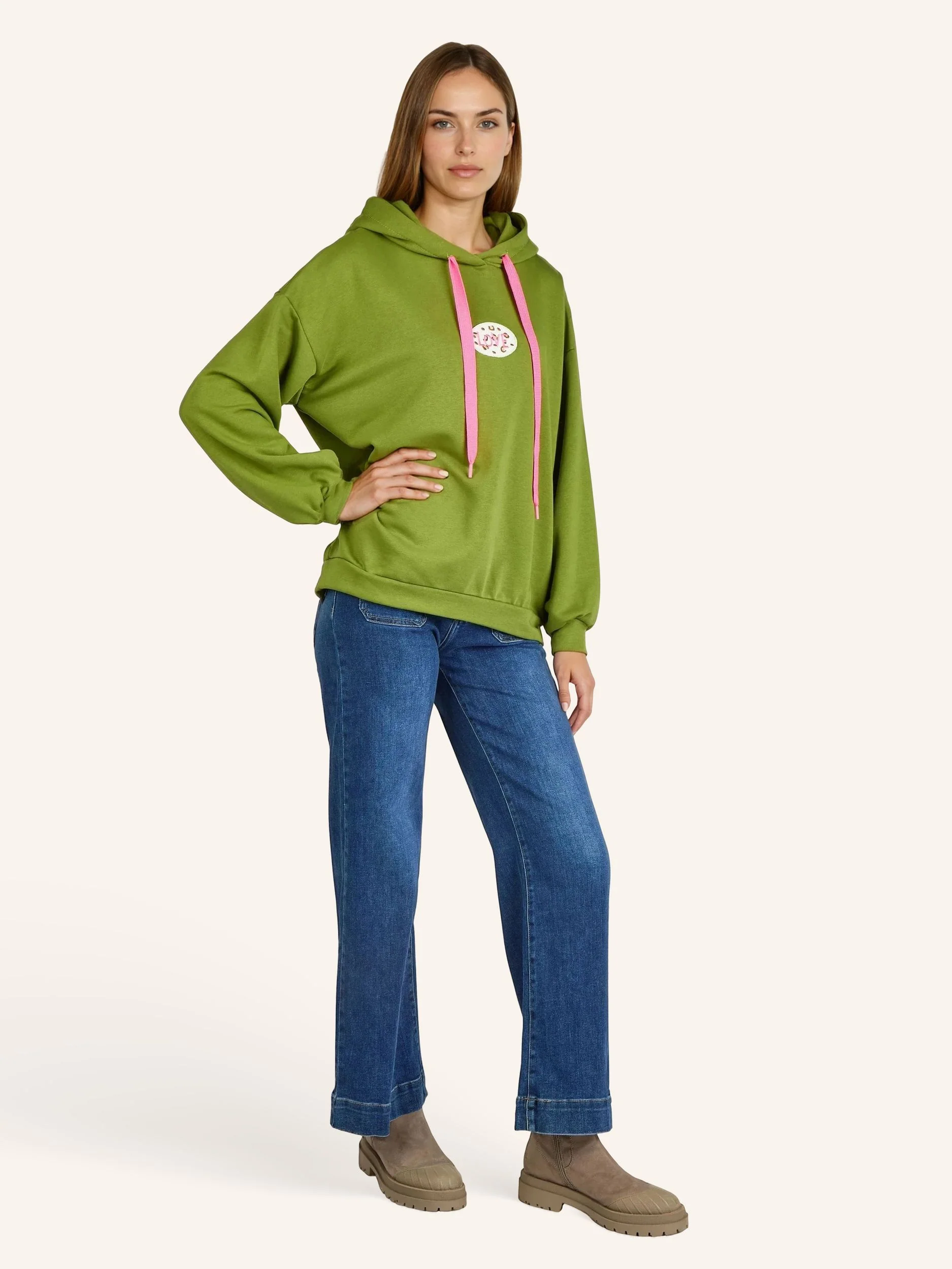 Oversized Hoodie „Love“ - Image 14