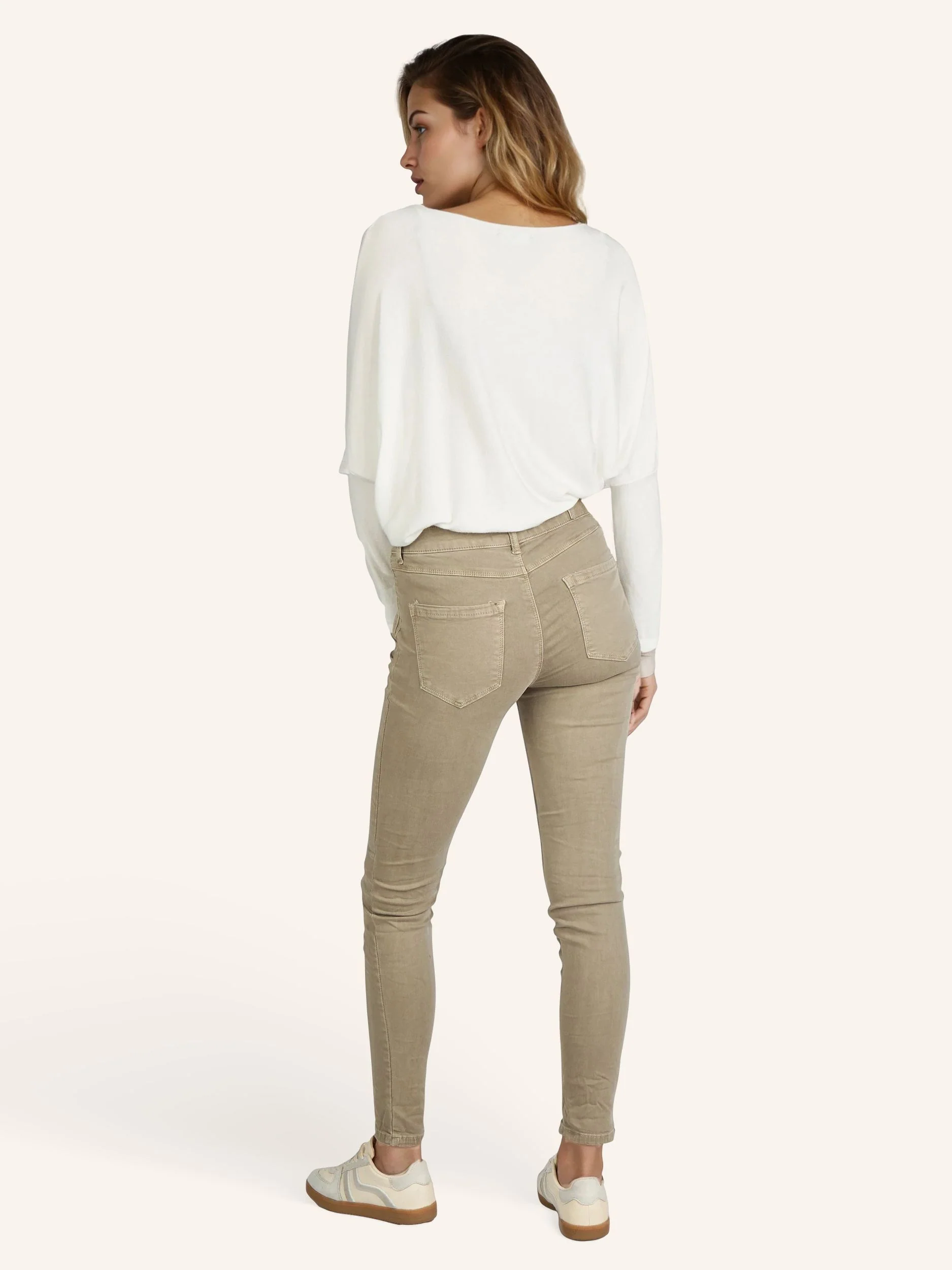 Slim-Fit Jeans - Image 15