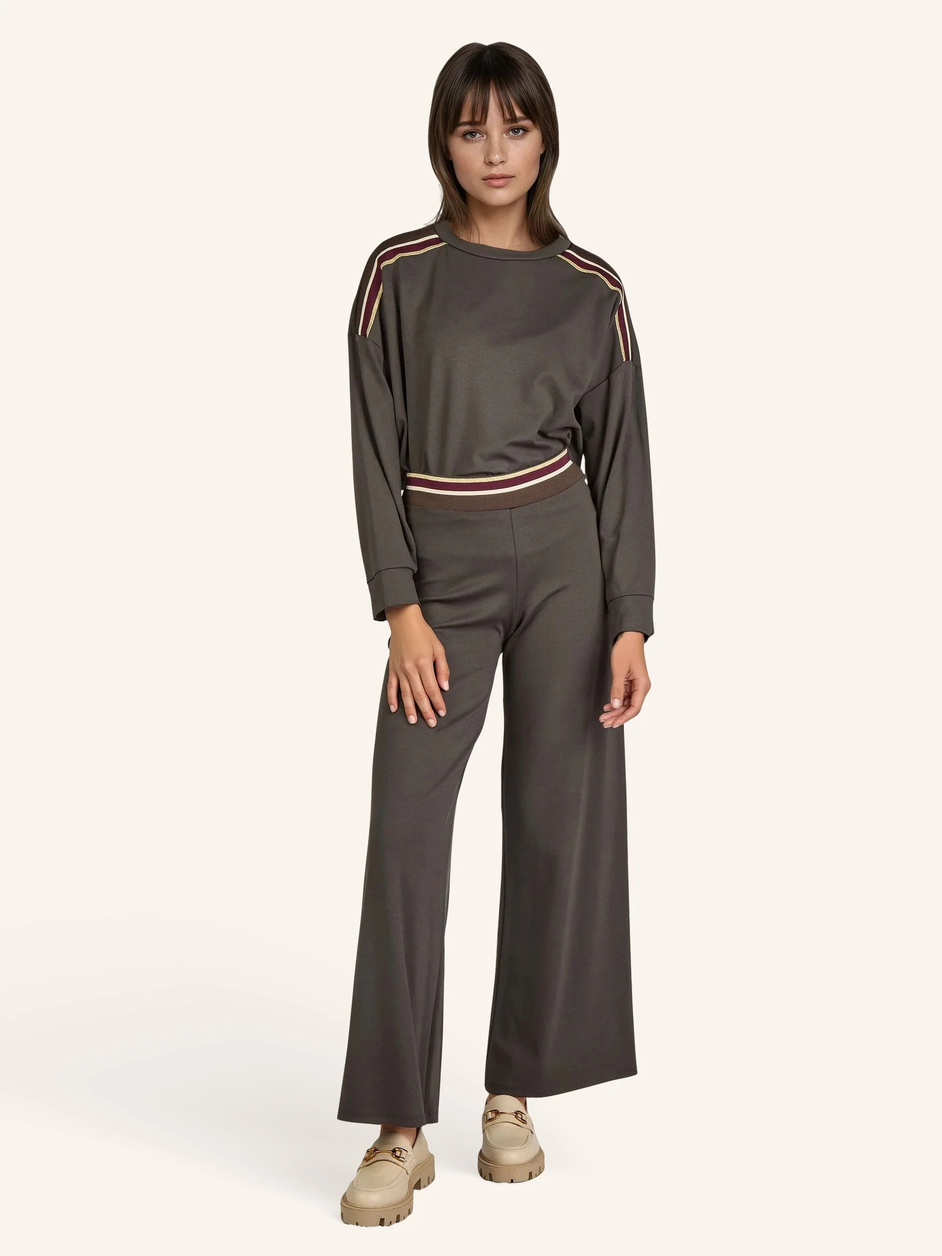 Wide-Leg Hose mit Glitzerbund - Image 13