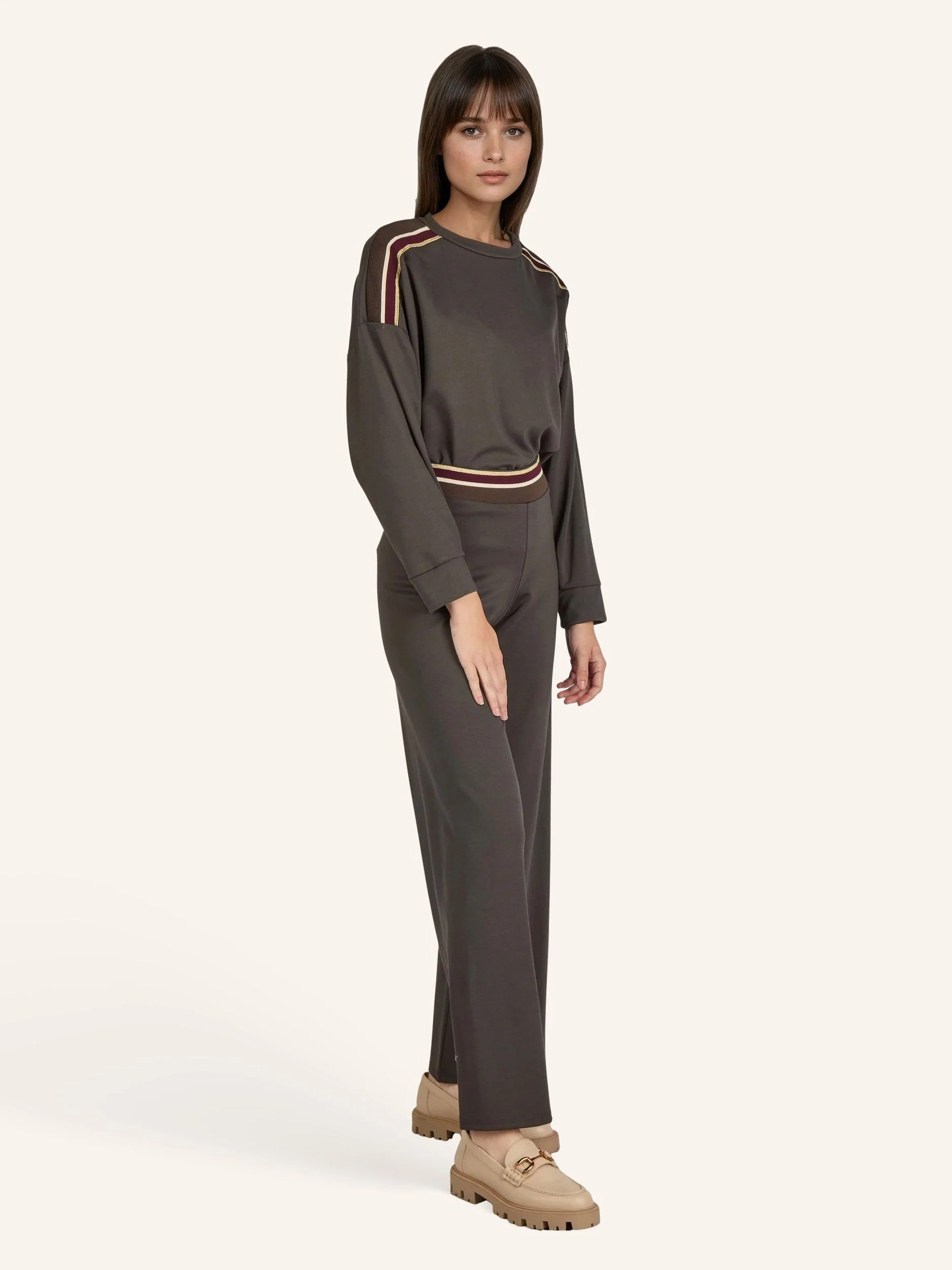 Wide-Leg Hose mit Glitzerbund - Image 14