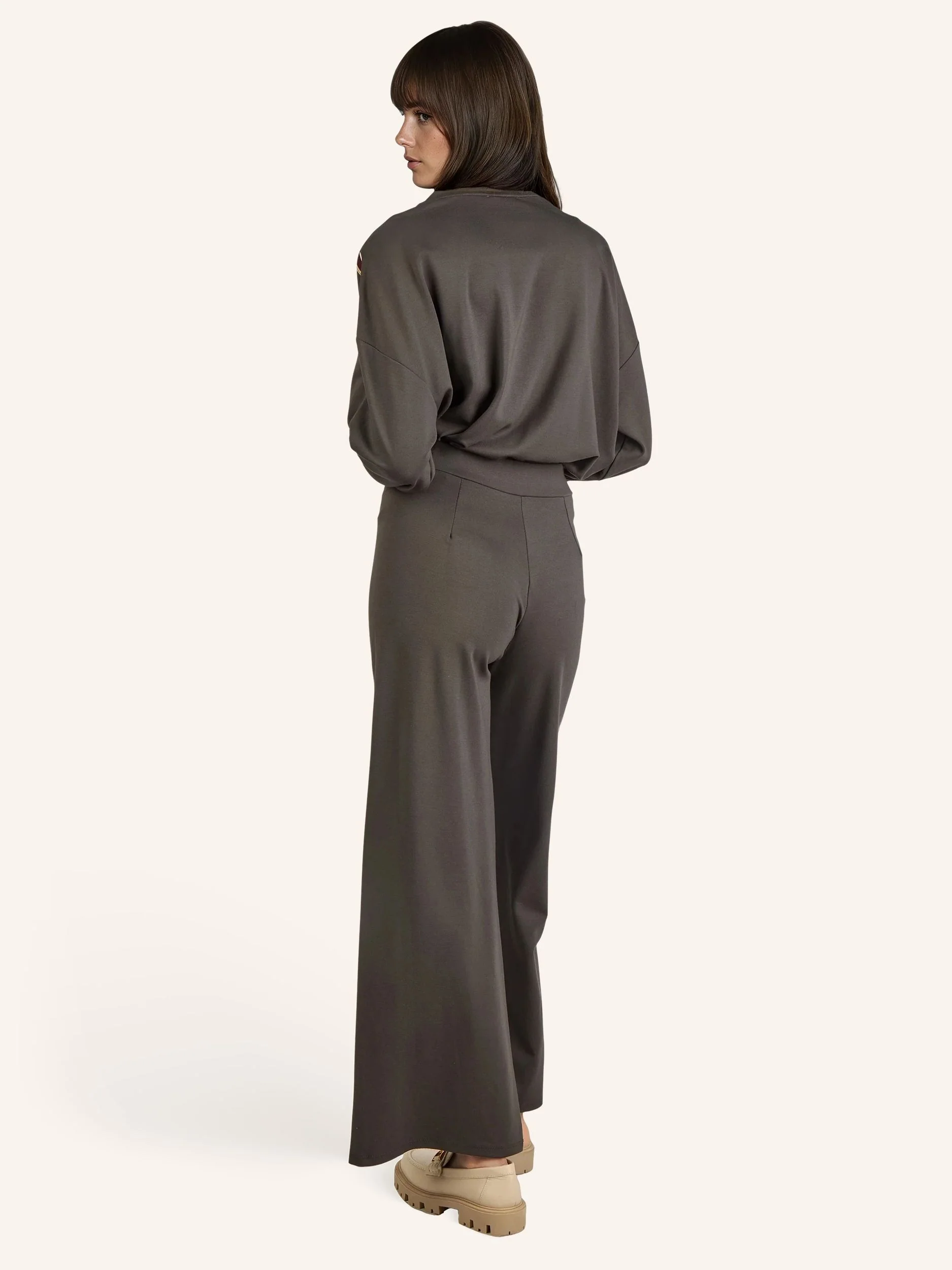 Wide-Leg Hose mit Glitzerbund - Image 15