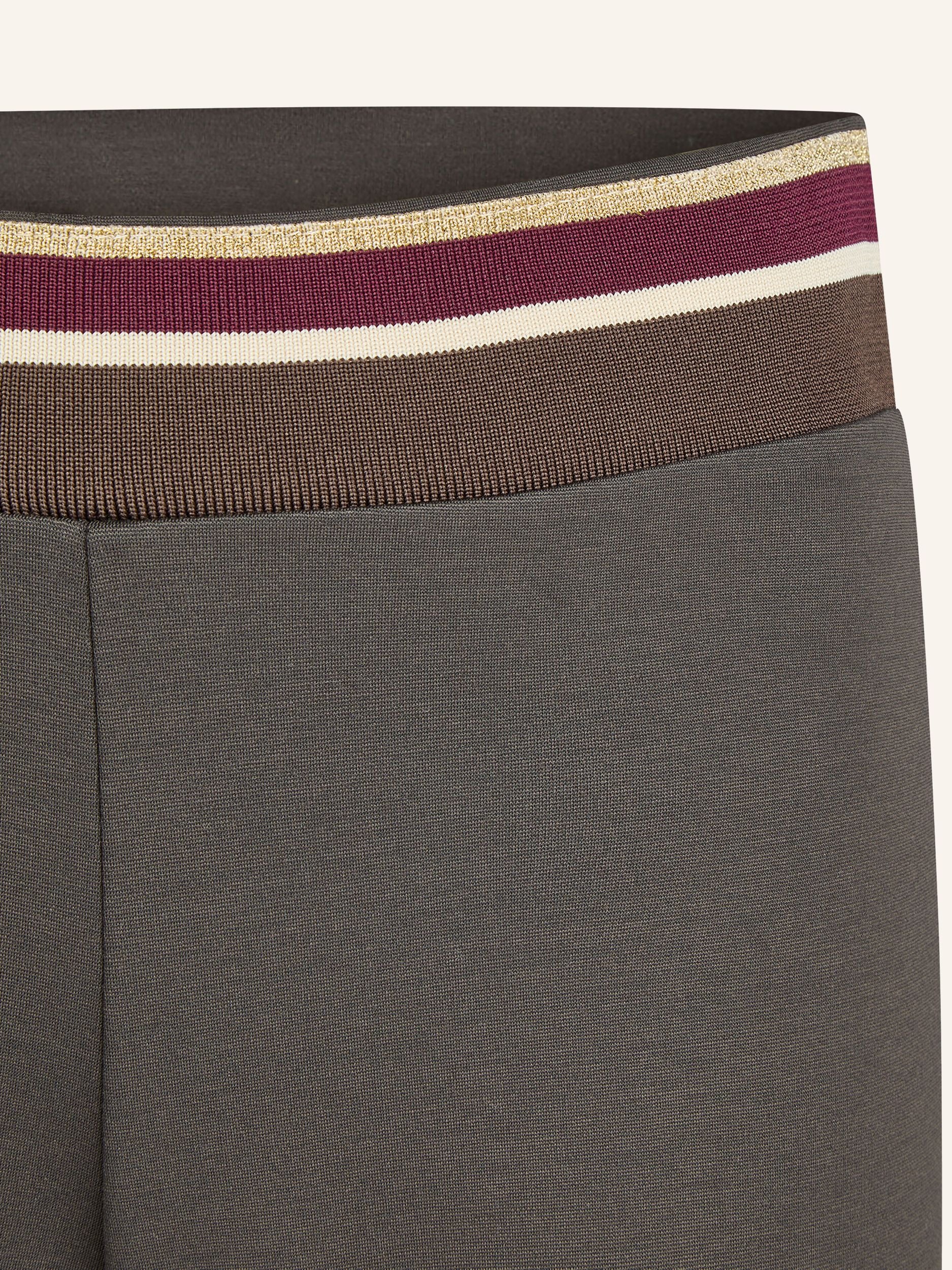 Wide-Leg Hose mit Glitzerbund - Image 18